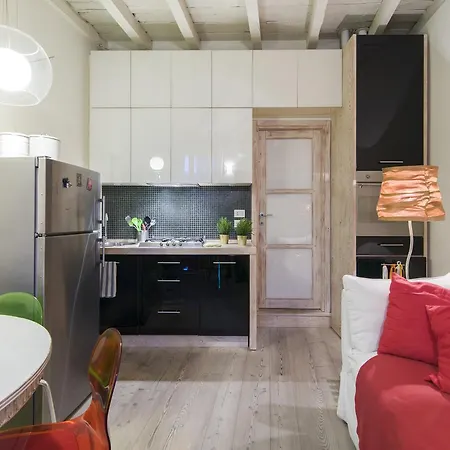 Gerusalemme & Corso Sempione Flat Апартаменты *
